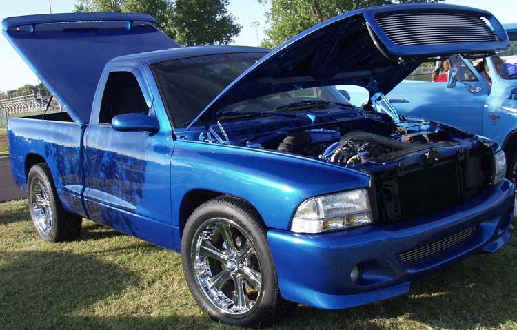 01 Dodge Dakota Pickup