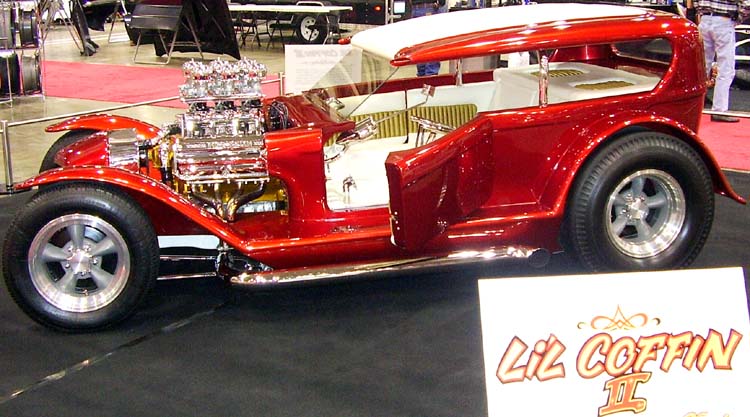 32 Ford 'Lil Coffin II' Chopped Tudor Sedan