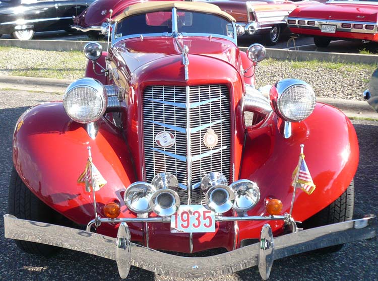 35 Auburn Speedster Replicar