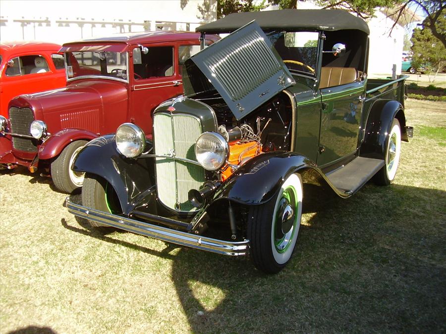 32 Ford Roadster Pickup